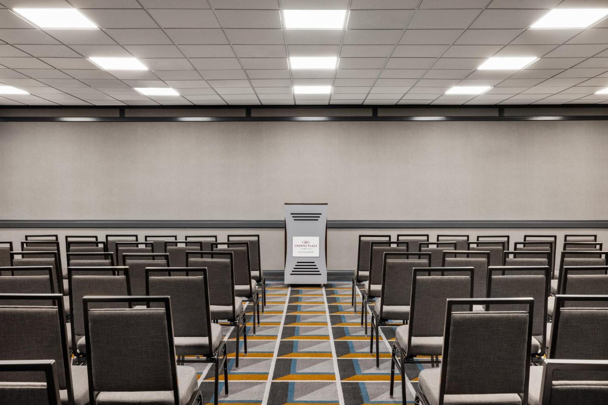 Crowne Plaza Airport Expo Ctr By Ihg 4* Louisville