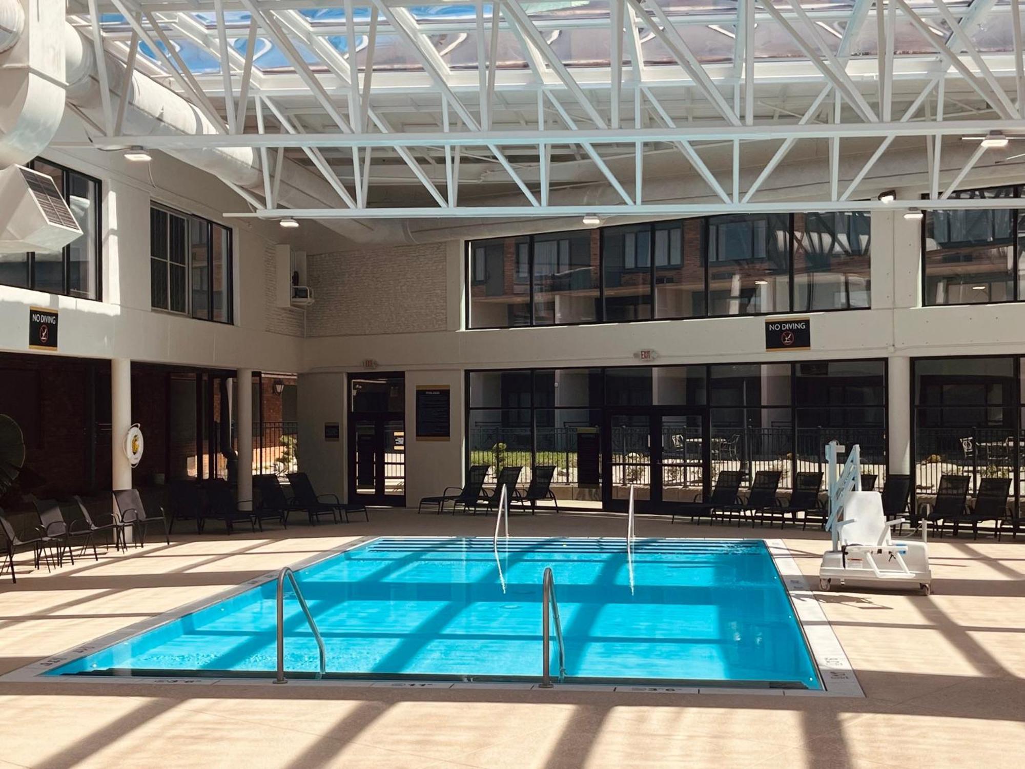 Crowne Plaza Airport Expo Ctr By Ihg